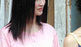 嘉欣爆料挨打视频,事件始末及网友热议