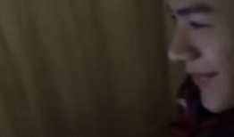 抖音吃瓜男网红叫啥来着,他是谁？为何如此火爆？