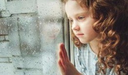 愈穷愈见鬼观在线观看,揭秘神秘现象的惊悚之旅