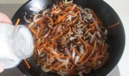 爆料牛肉丝做法视频,跟随视频学做家常美味