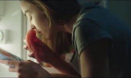 电影 生吃在线观看,舌尖上的惊悚之旅