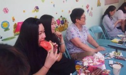 两个人吃瓜的娱乐,揭秘两位吃瓜群众的欢乐时光